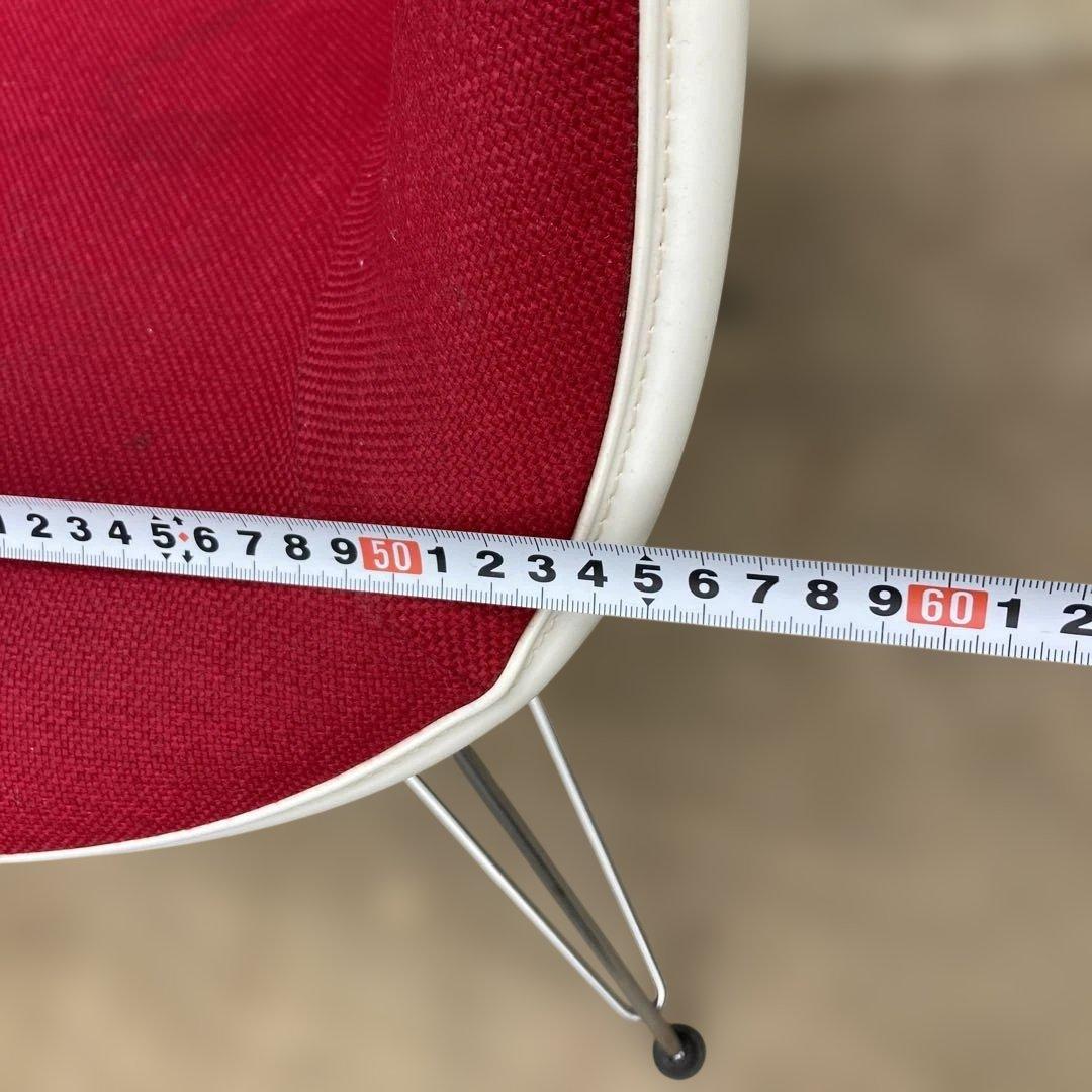 64convページハーマンミラー　イームズチェア（Eames Chair）