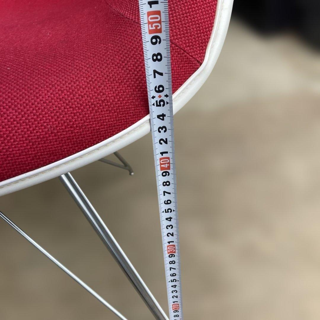 64convページハーマンミラー　イームズチェア（Eames Chair）