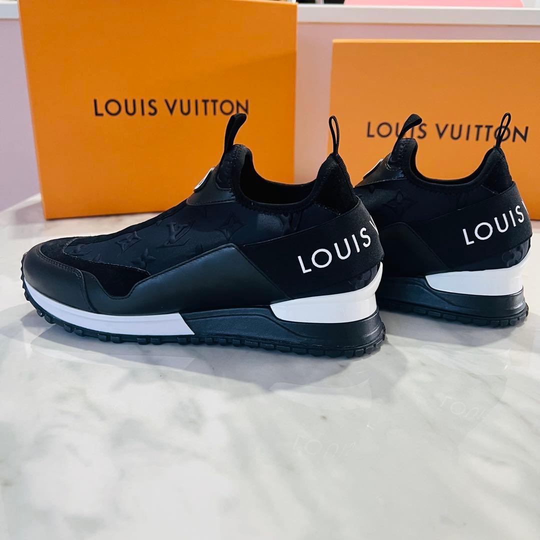 ルイヴィトン　ランアウェイ　モノグラム　スニーカー　ブラック　37サイズ