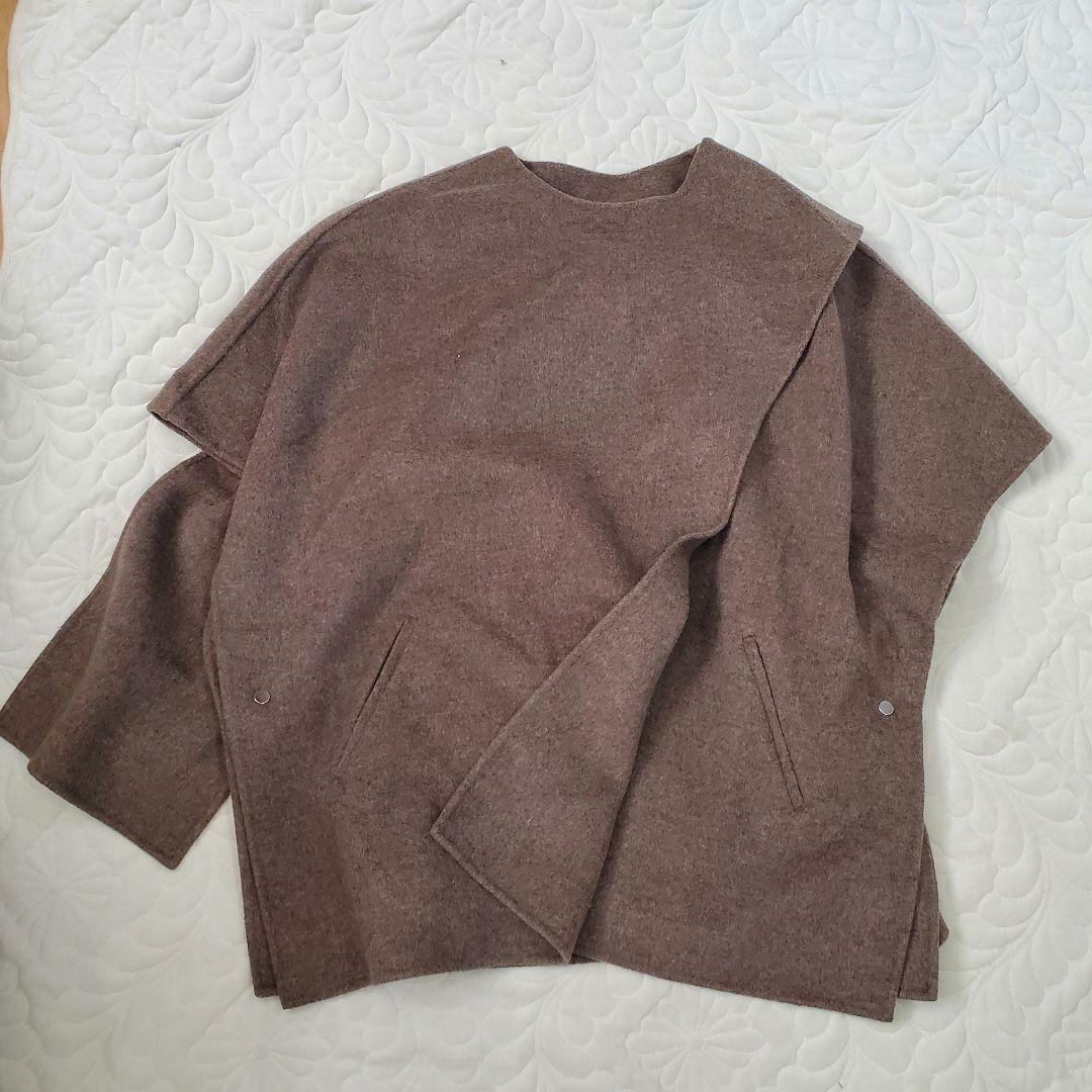 ヴェルメイユパーイエナ ダブルフェイスショートマントコート　ポンチョ ストール