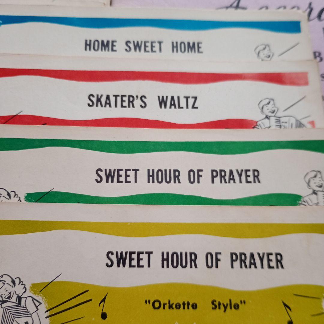 アコーディオン　楽譜　譜面　教則本