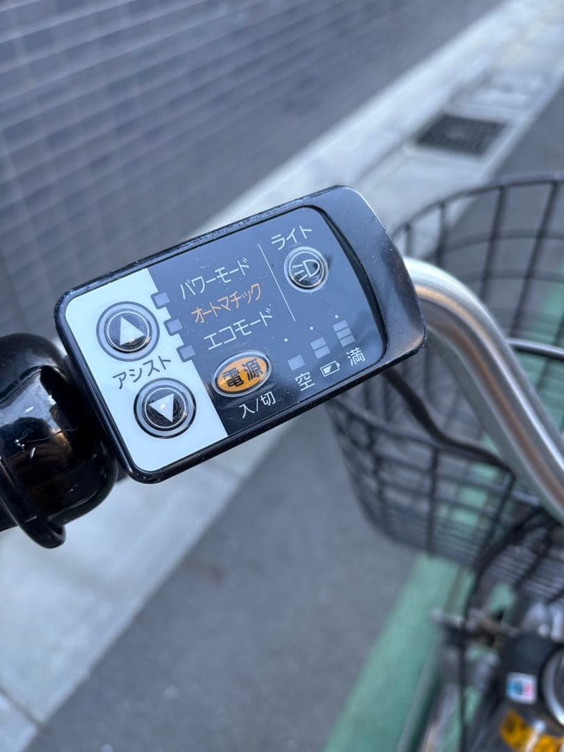 ブリヂストン　電動アシスト自転車 シティタイプ シルバー