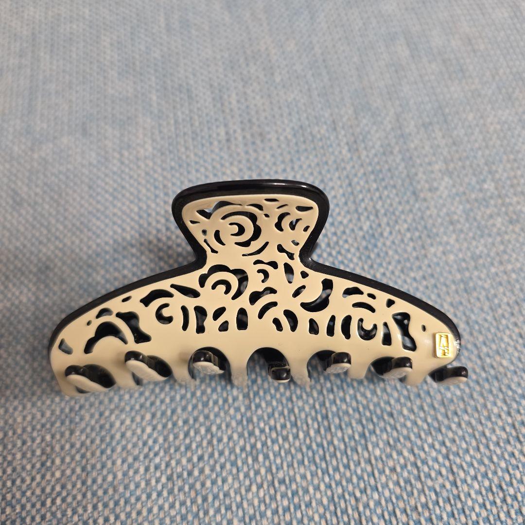 アレクサンドルドゥパリ M　クリップ　ホワイト　×ブラック