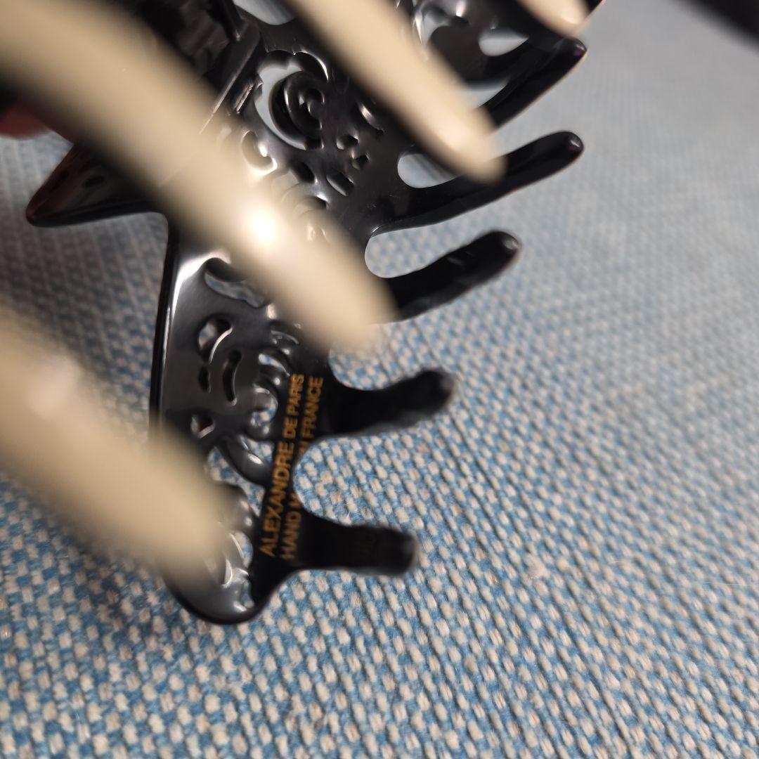 アレクサンドルドゥパリ M　クリップ　ホワイト　×ブラック