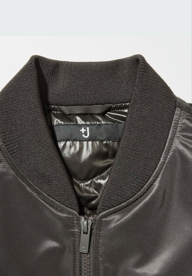 新品未使用UNIQLO ＋J ハイブリッドダウンオーバーサイズ