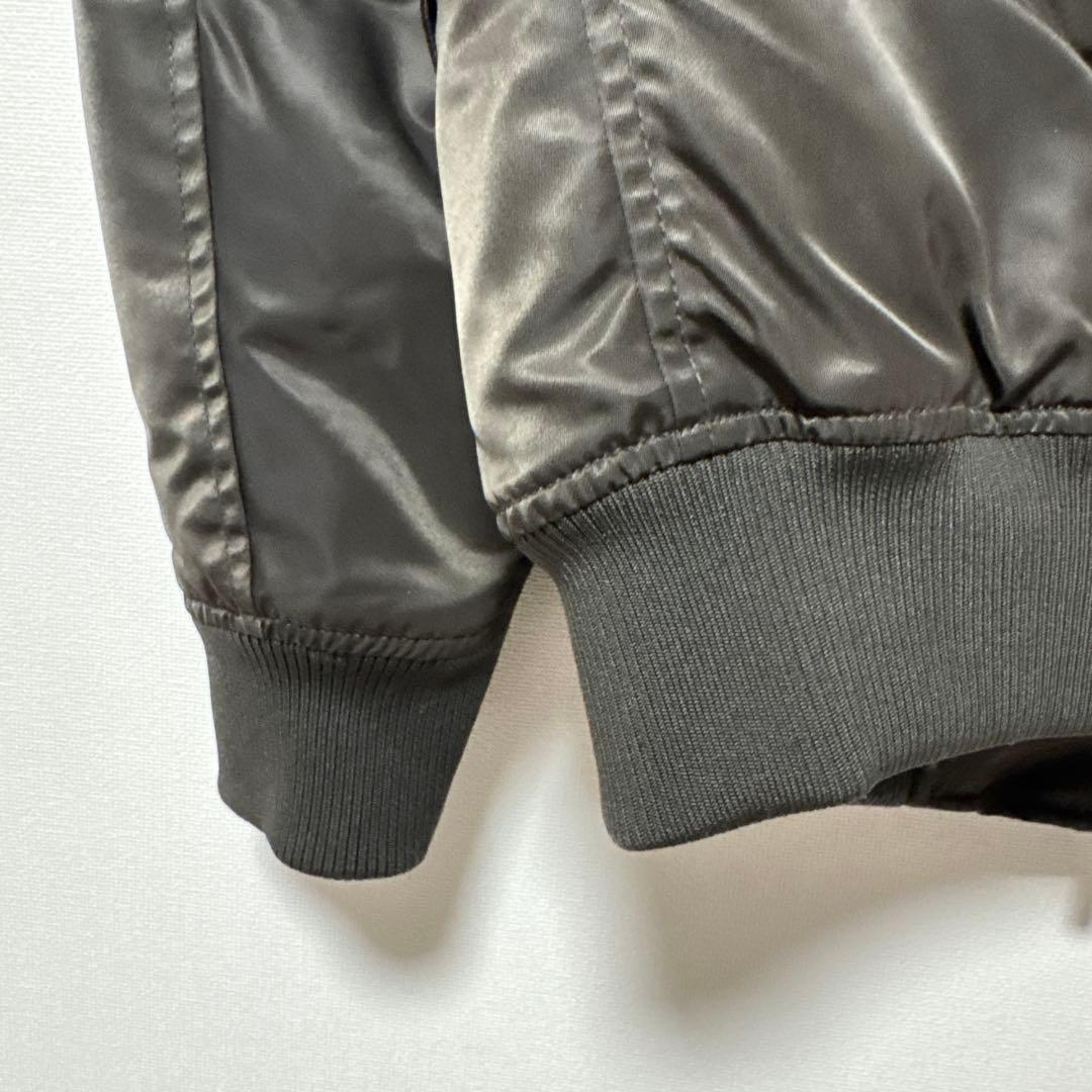 新品未使用UNIQLO ＋J ハイブリッドダウンオーバーサイズ