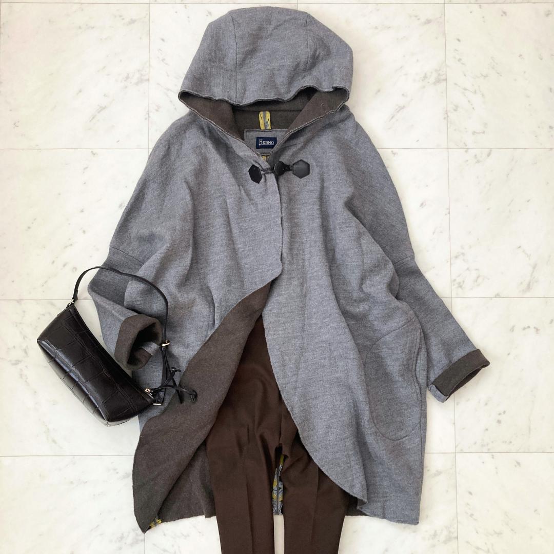 ヘルノ　HERNO ウールニットポンチョ　ケープ　フード付き　42　グレー