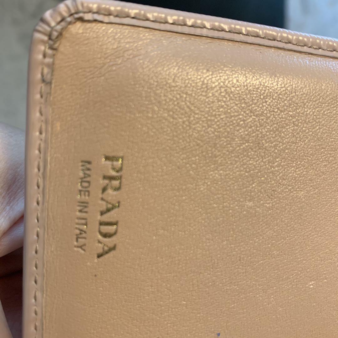 PRADA プラダ　サフィアーノ　2つ折り財布　ピンクベージュ ピンク　レザー