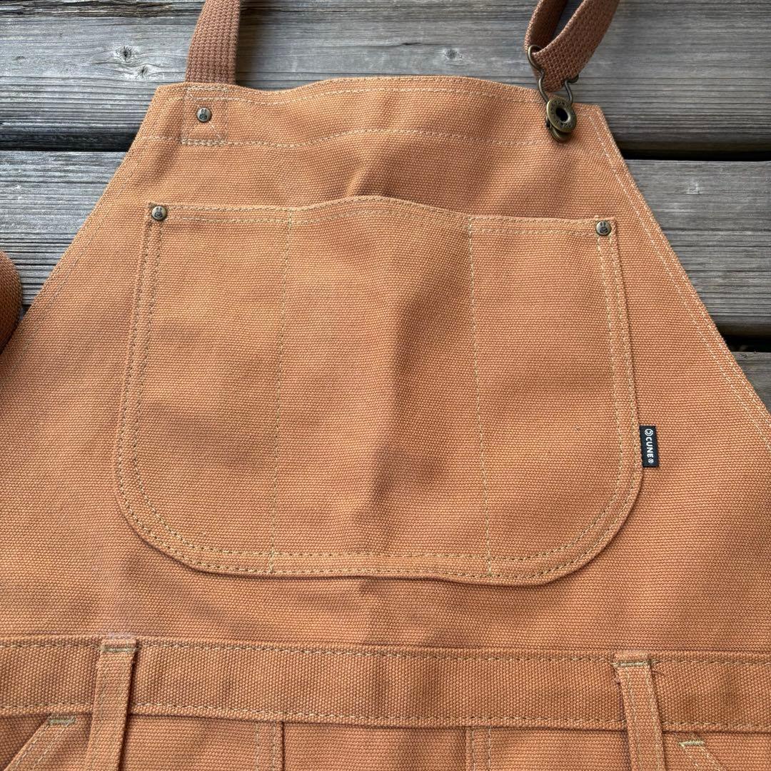 CUNE キューン ワークエプロン ブラウン