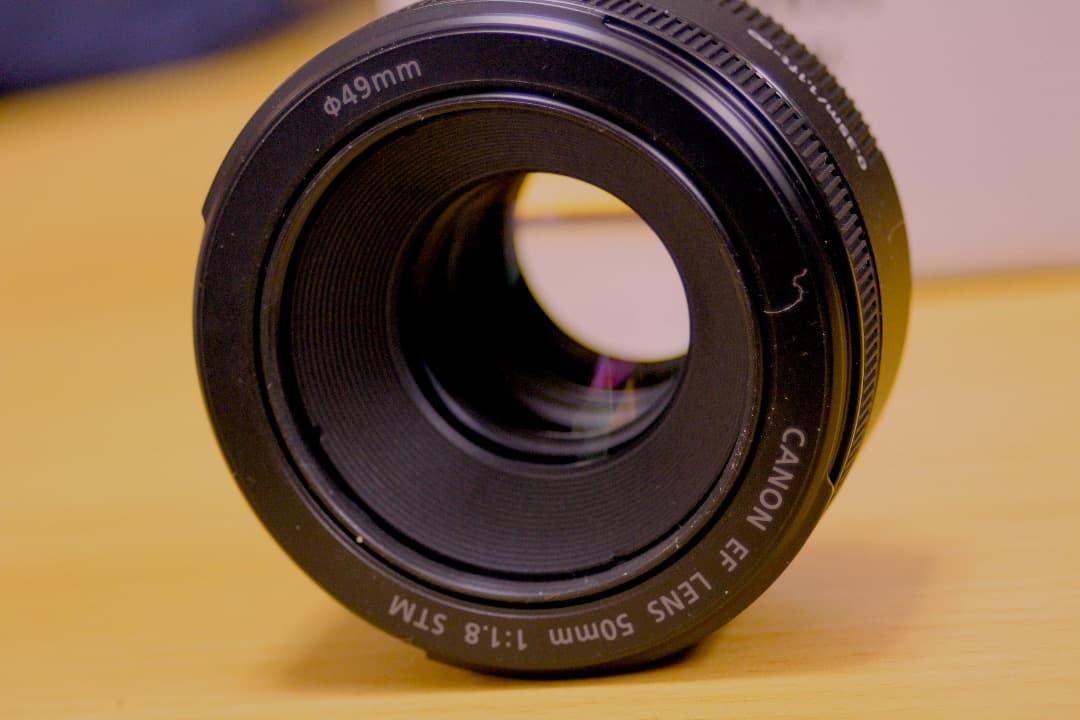 新品 Canon EF 50mm f/1.8 STM レンズ フード付