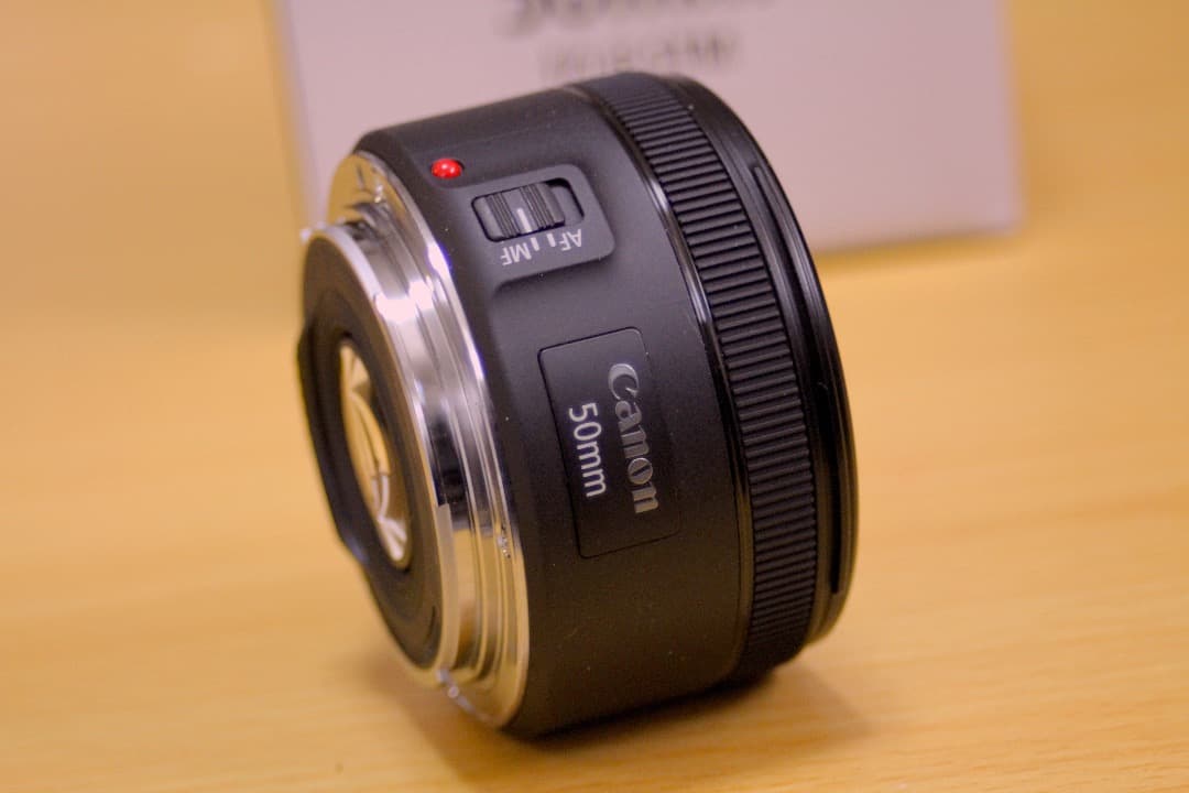 新品 Canon EF 50mm f/1.8 STM レンズ フード付