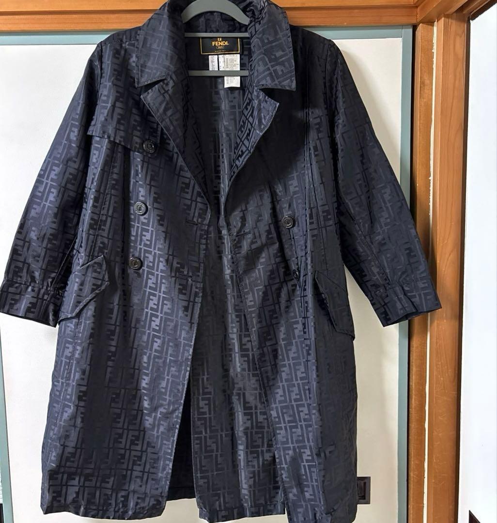 FENDI ブラックロングコート ダブルブレスト