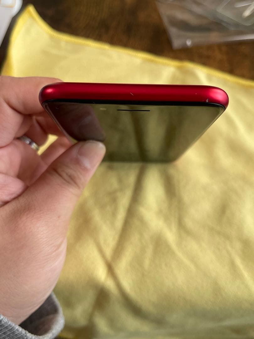 iPhone SE2 第2世代 128GB レッド ②