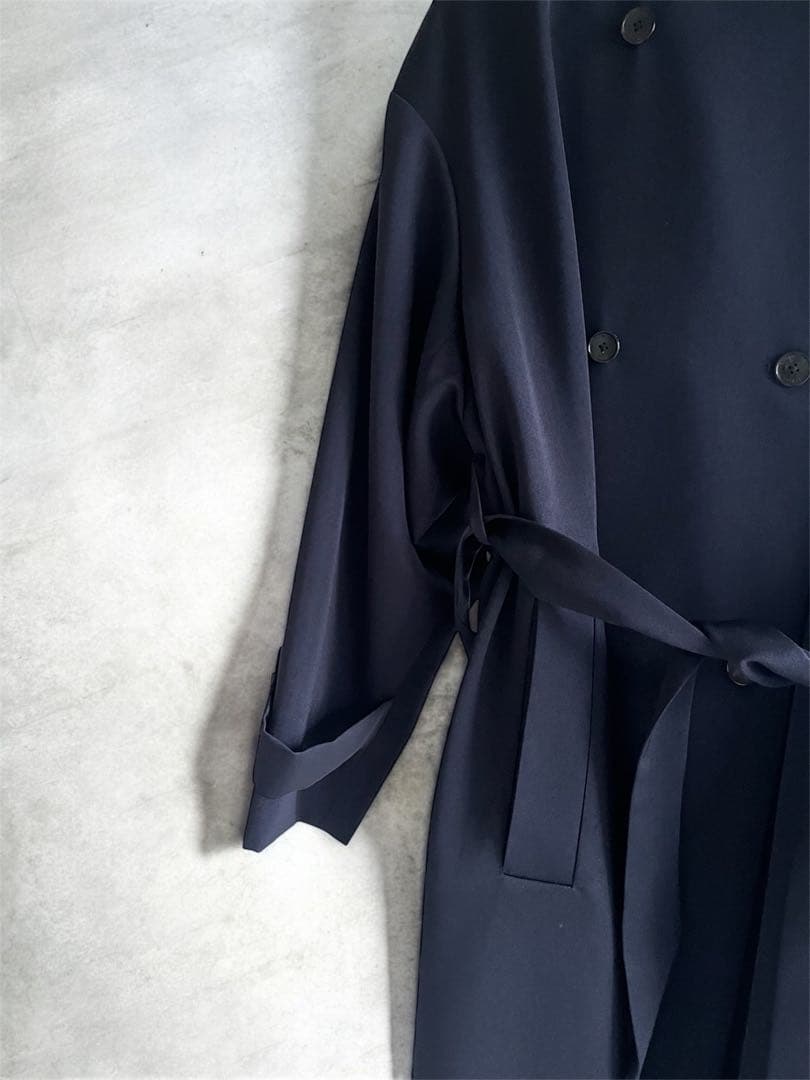 TOMORROWLAND トゥモローランドネイビートレンチコート美品