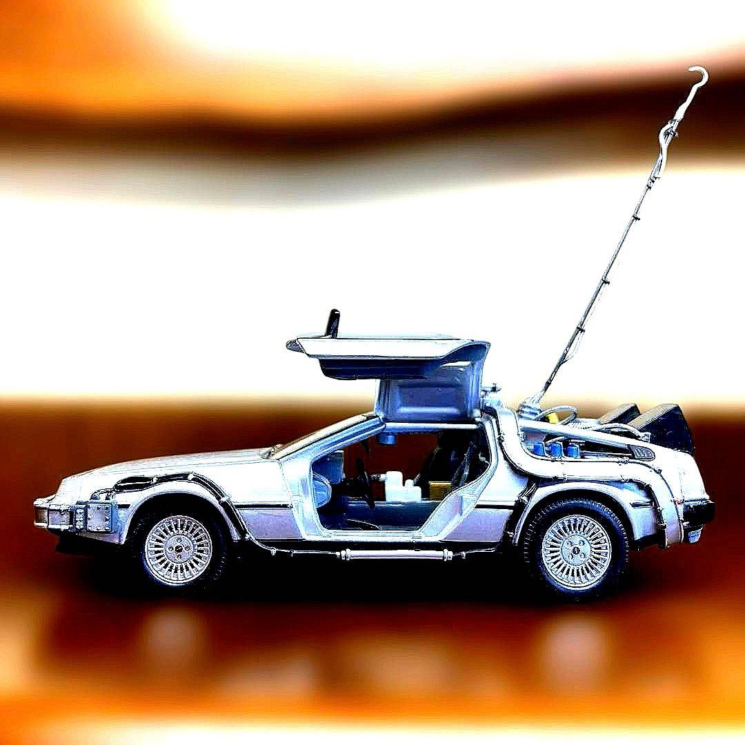 【 超稀少品 極 】 バックトゥザフューチャー　デロリアン