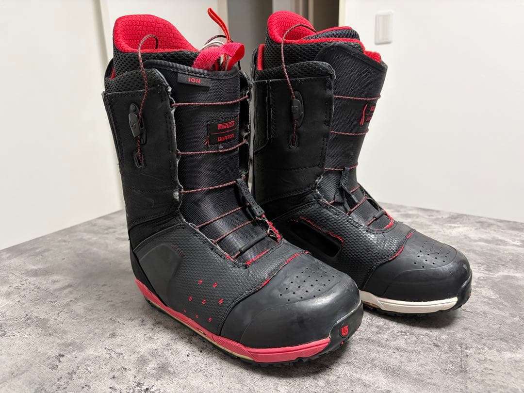 バートン アイオン ピレリ アジアンフィット 26cm SUPERFEET付