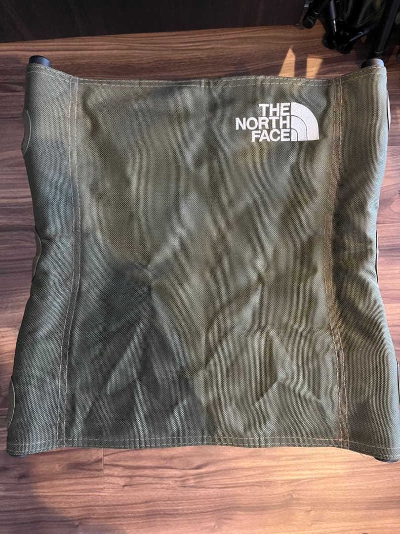 2個ノースフェイス TNFキャンプチェア　ニュートープグリーン　フットレスト付き