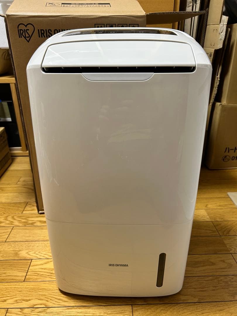 D*9様 IRIS OHYAMA 除湿機 DCE-120