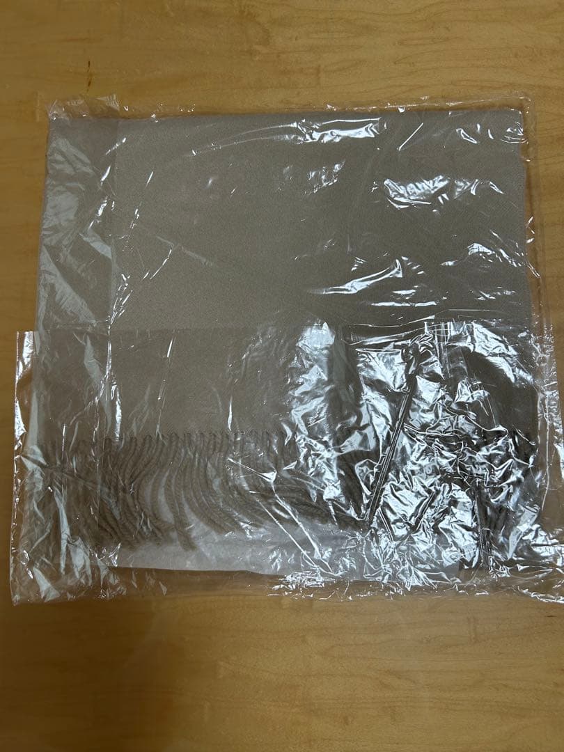 ロエベ　アナグラム　マフラー