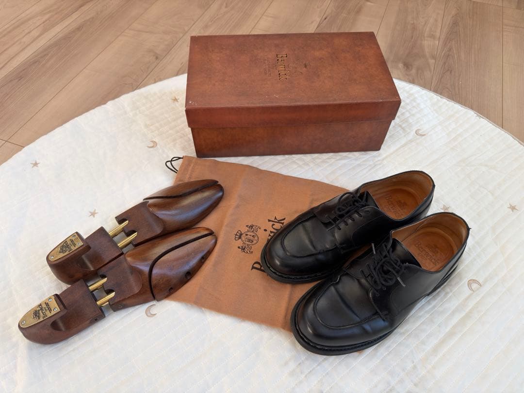 Berwick 4477BCVIBK 黒のレザー バーウィック