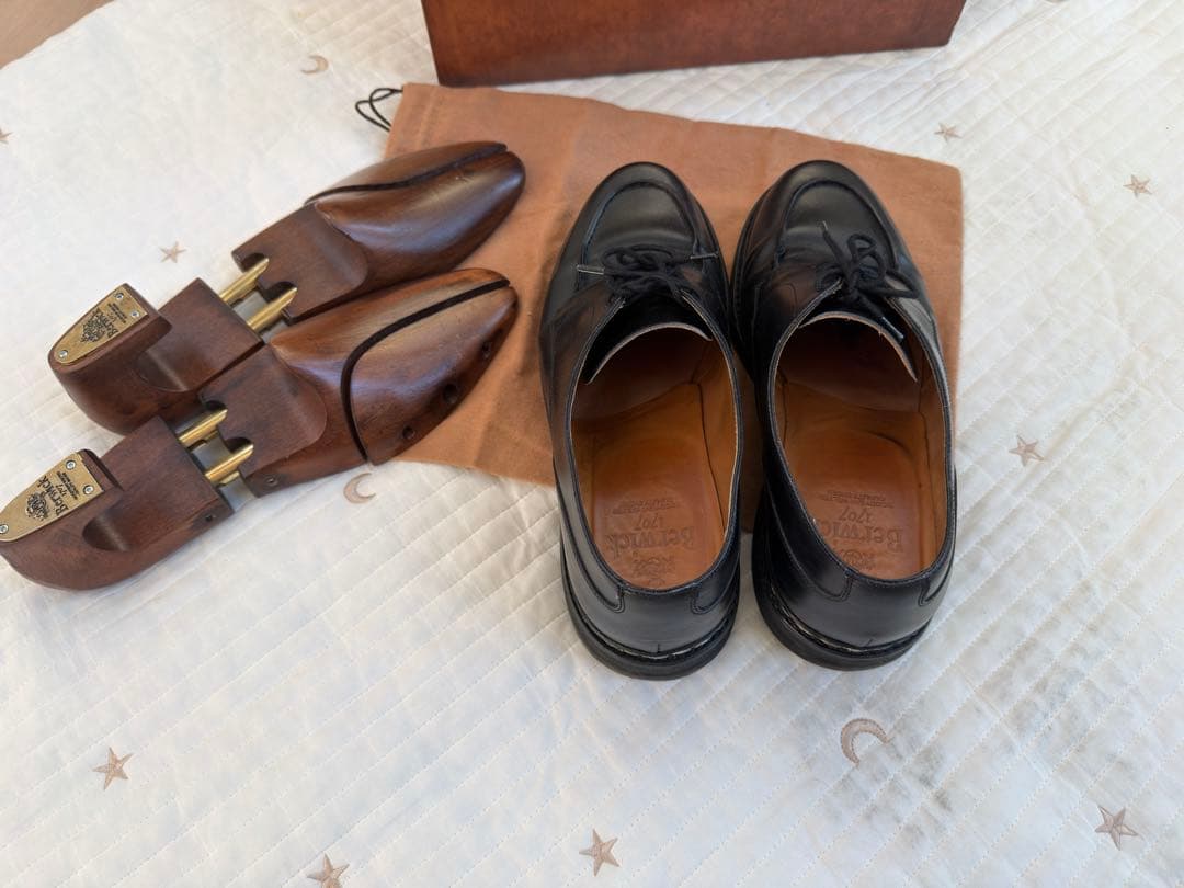 Berwick 4477BCVIBK 黒のレザー バーウィック