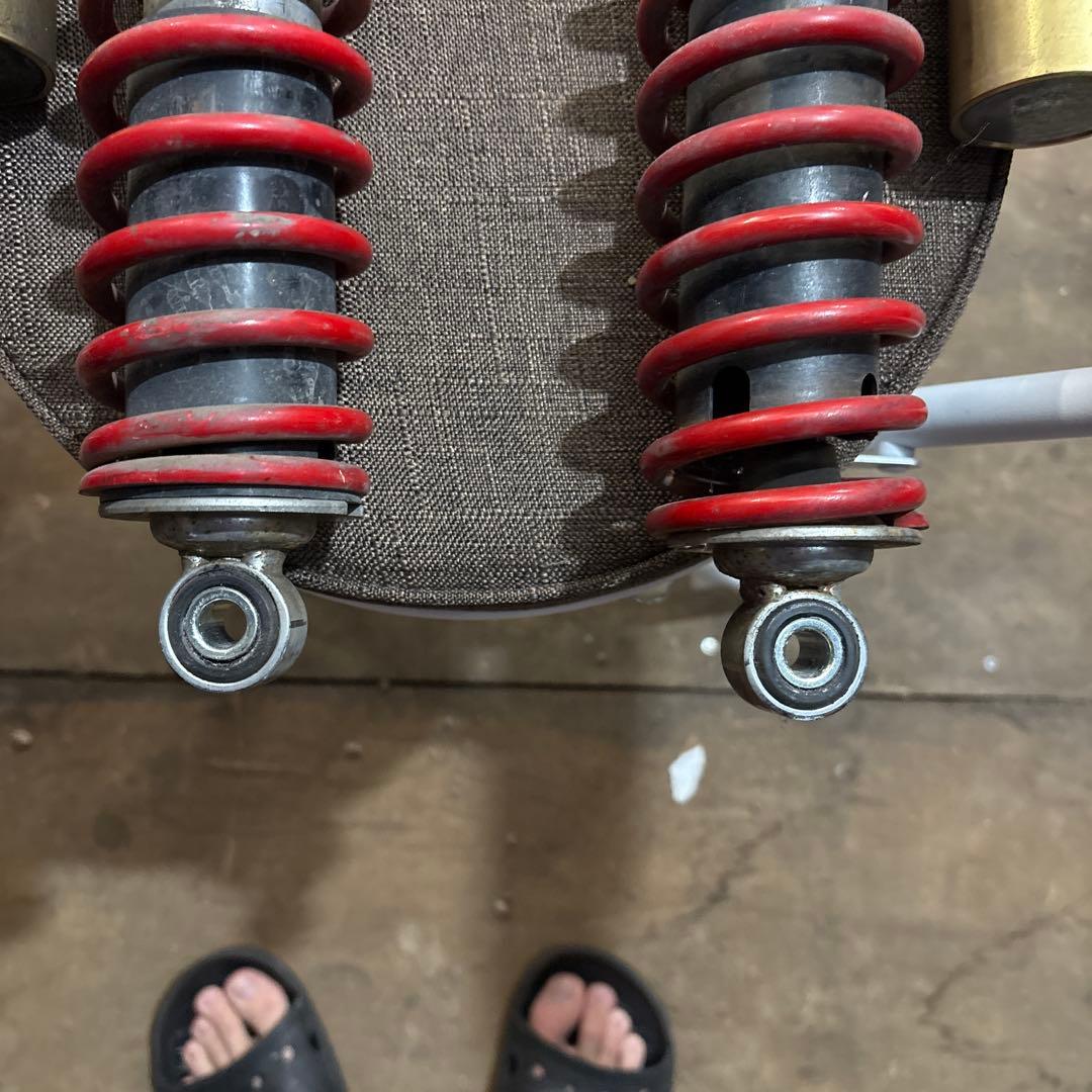 S*i様 SHOWA ダブルショックサスペンション レッドスプリング