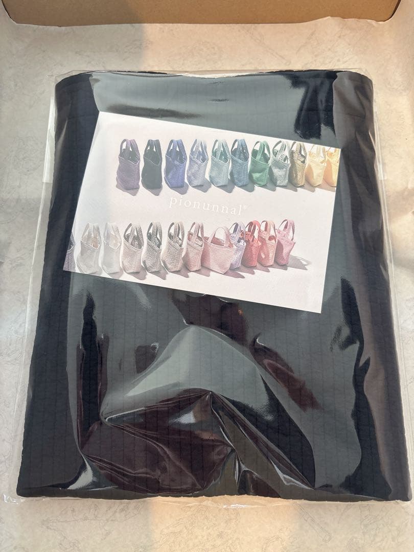 pionunnal ピオヌンナル　milk ミルク　ダークネイビー