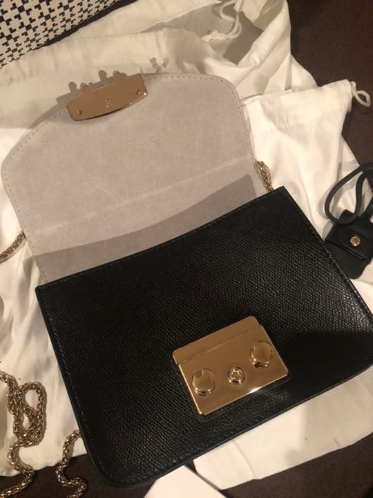 FURLA フルラ ショルダーバッグ　メトロポリス