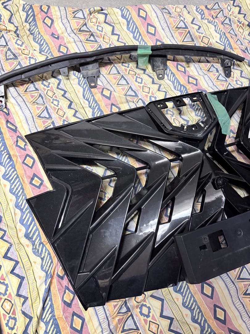 SUPERIORフロントグリル アルファード30後期 エアロボディ用