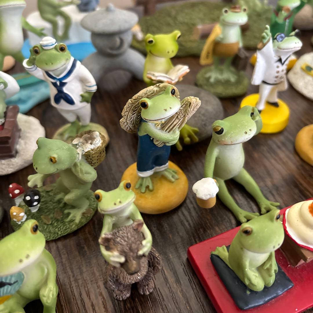 カエルの陶器置物セット 約48点