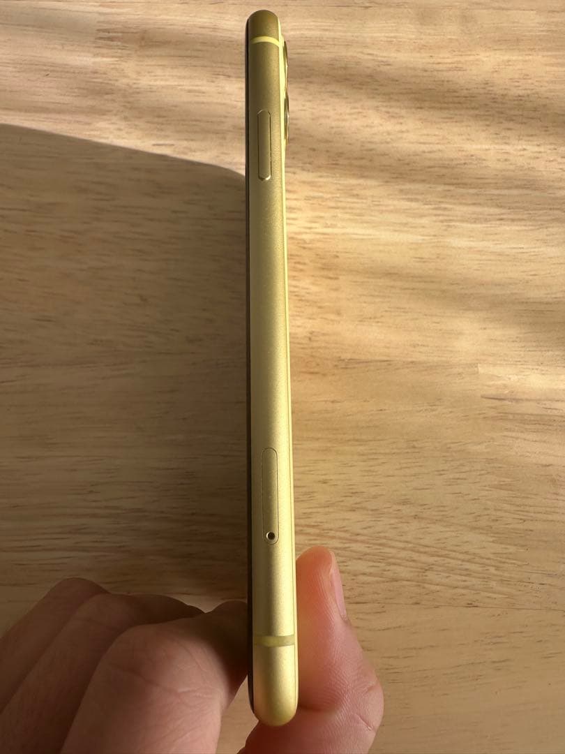 Apple iPhone 11 イエロー64GB