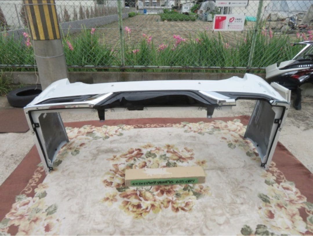 S*e様 40アルファード モデリスタ リアスポイラー ホワイトパール089