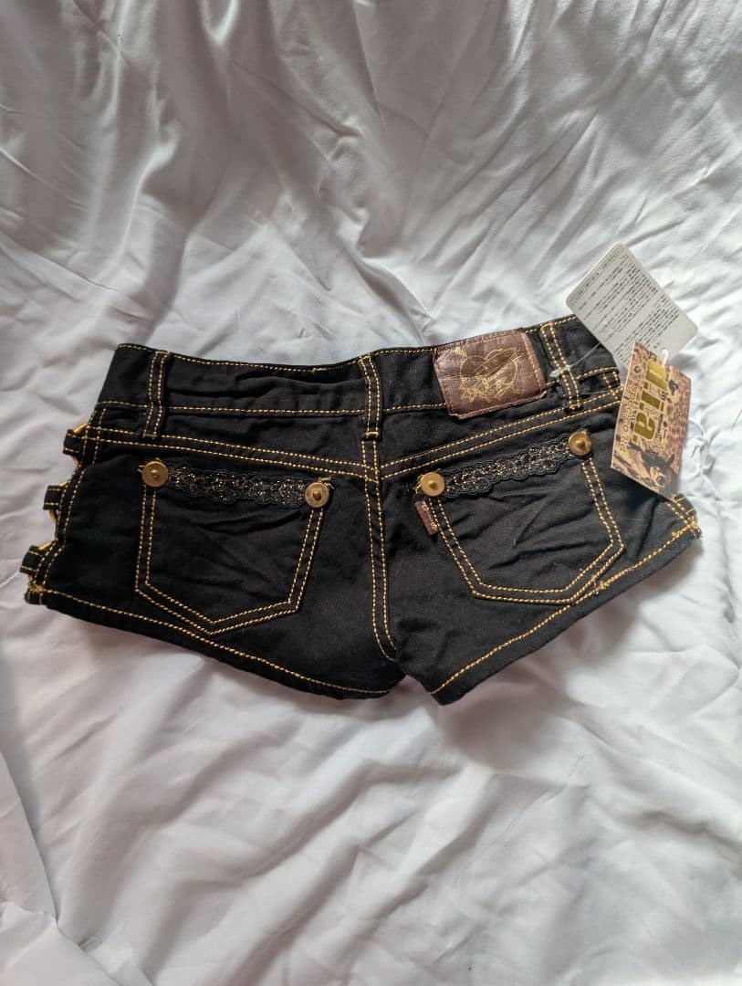 d.i.a. ブラックショートパンツ 新品タグ付き