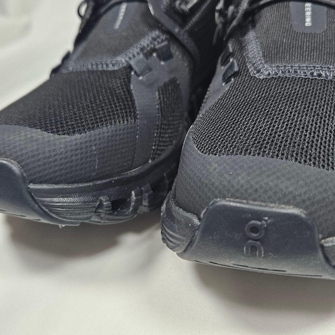 【週末限定価格】新品 On Cloud スニーカー ブラック 23.5cm