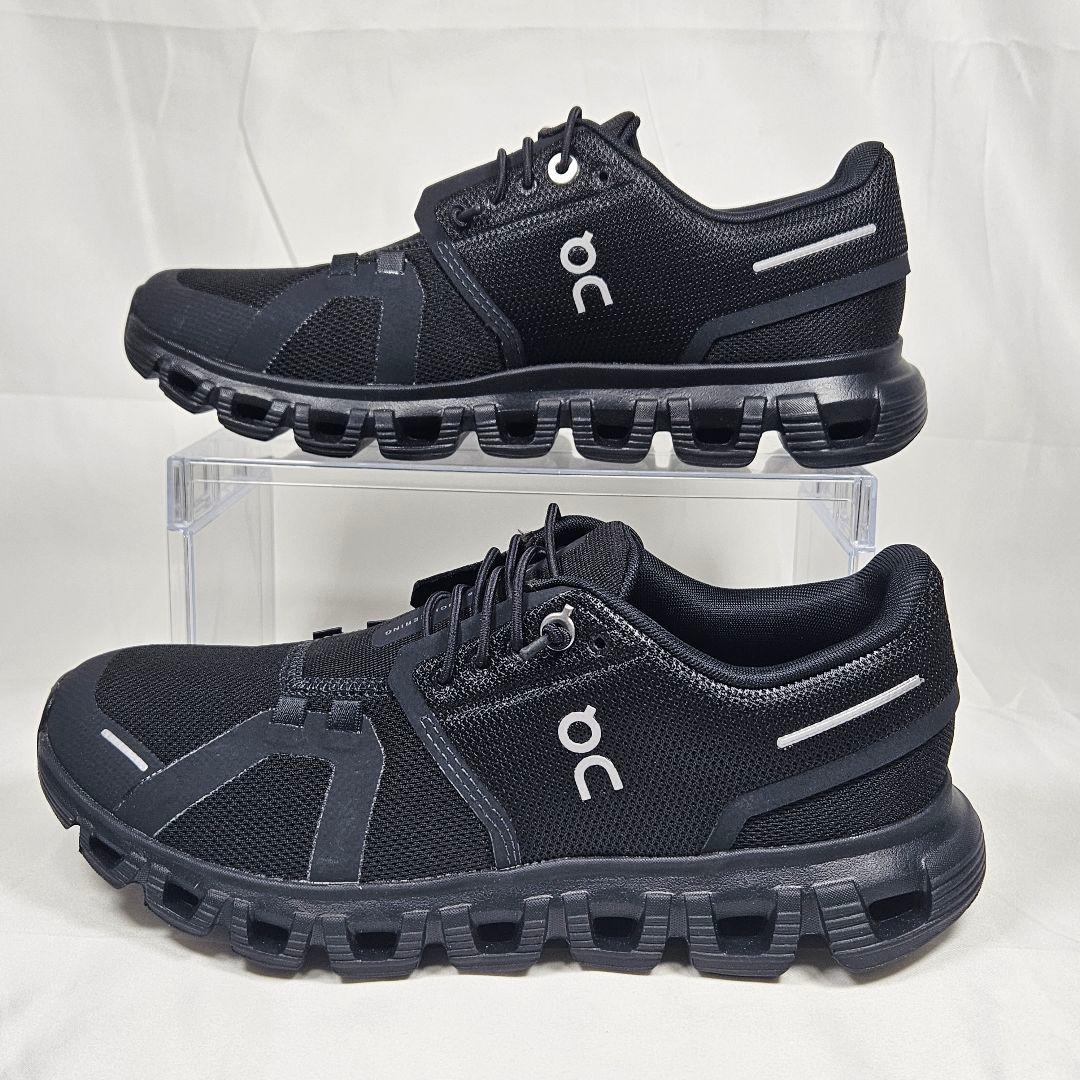 【週末限定価格】新品 On Cloud スニーカー ブラック 23.5cm