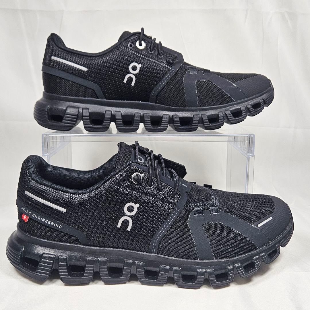 【週末限定価格】新品 On Cloud スニーカー ブラック 23.5cm