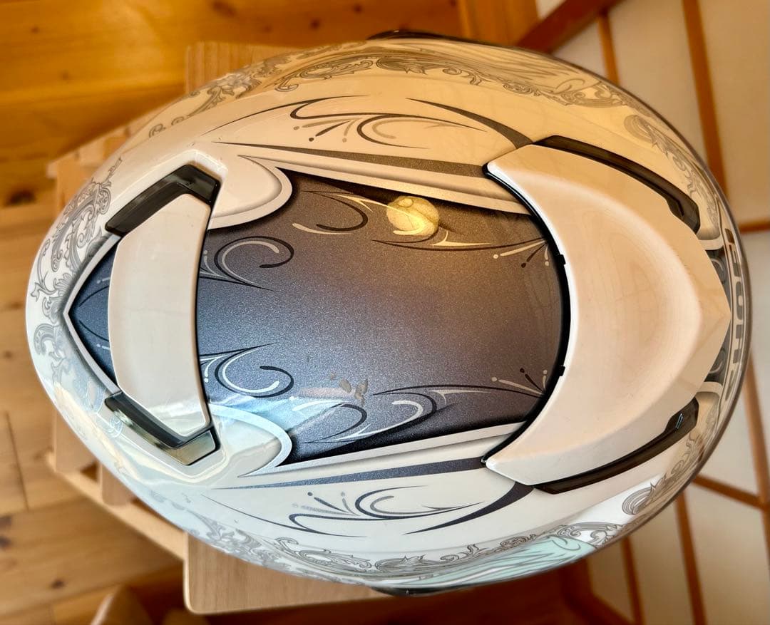 SHOEI GT-Air Mサイズ 内装一部欠品 現状品