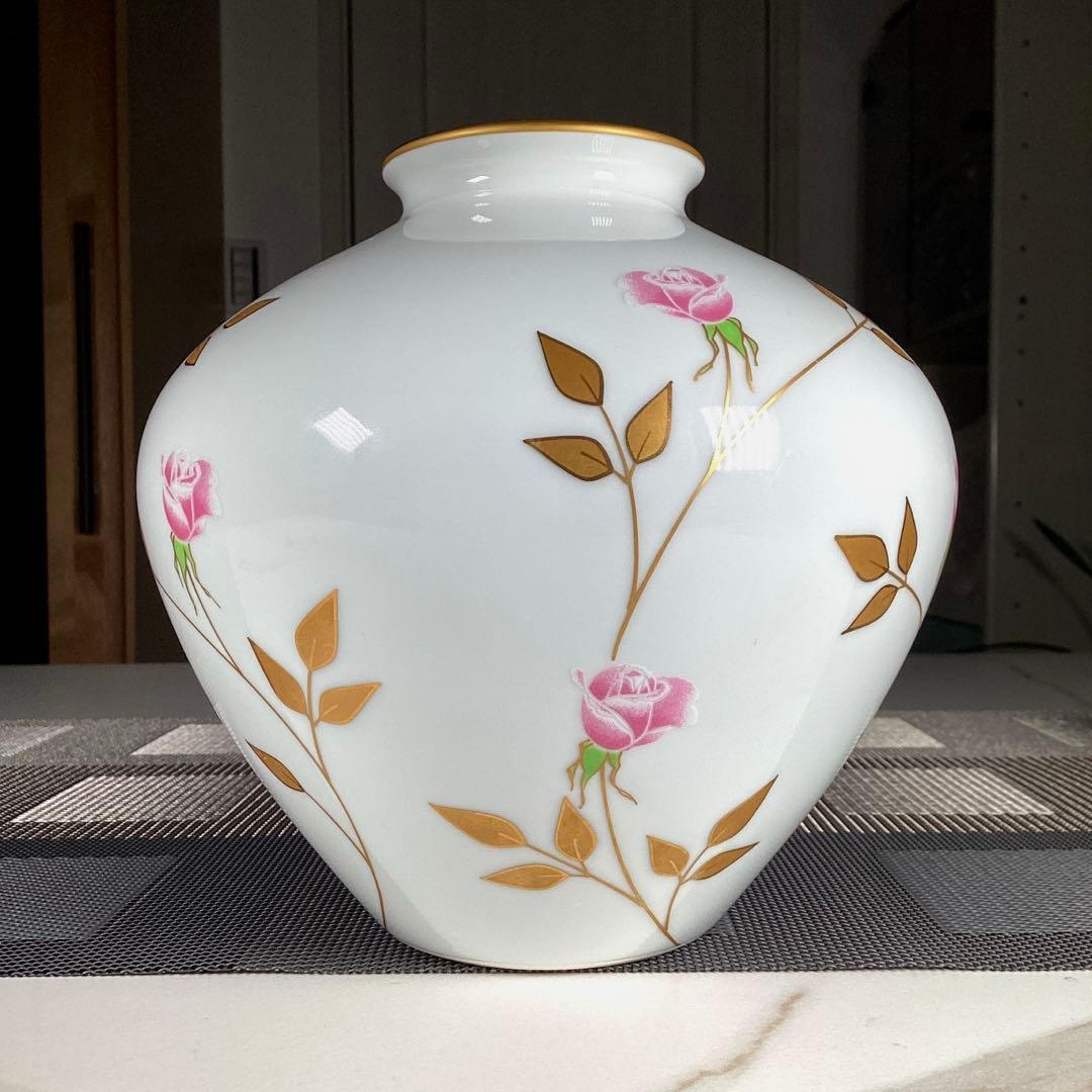 『暮らしのうー特価』　『保管痛み』　香蘭社　『薔薇』　花瓶