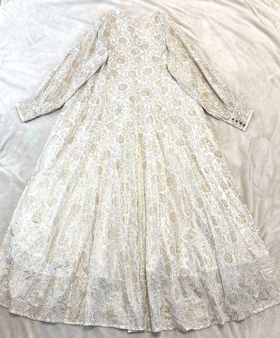 【新品タグ付】ヌキテパ ゴールド箔プリント コットンボイル ワンピース M 白