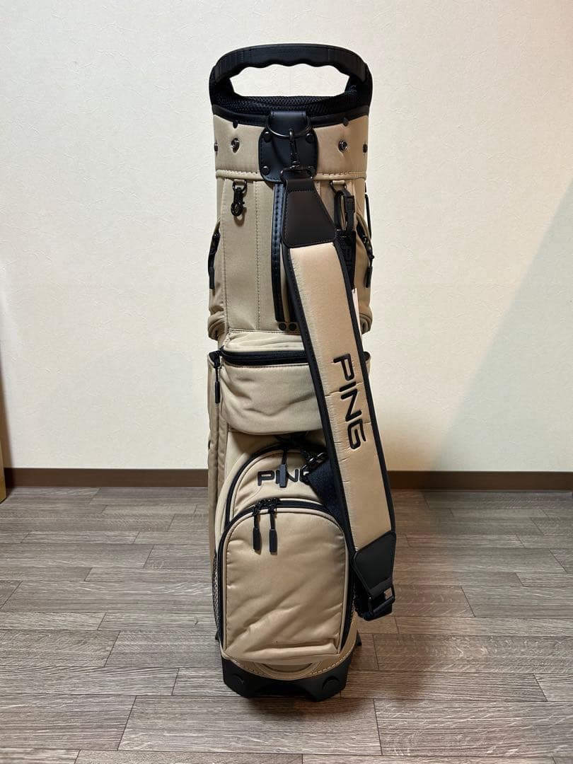 PING 自立式キャディバッグ　未使用品　10ポケットで収納力抜群！キャメル