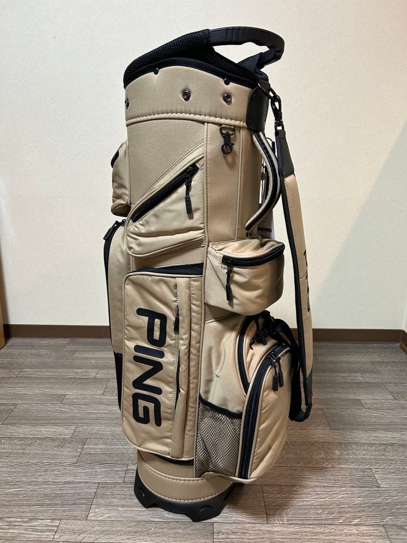 PING 自立式キャディバッグ　未使用品　10ポケットで収納力抜群！キャメル
