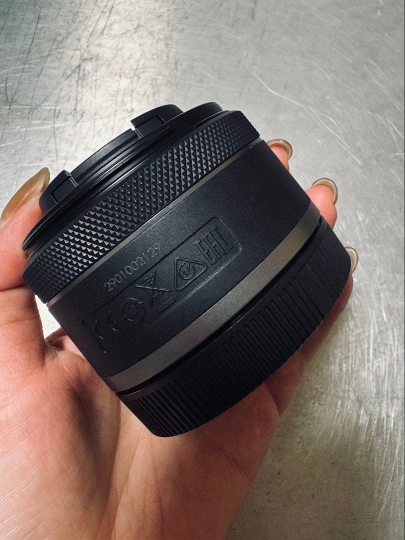 【値下げ！】Canon 超広角レンズRF 16mm F2.8STM