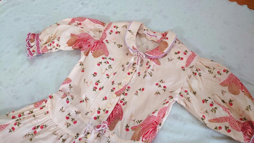 美品　ワンダフルワールド子供服 (130)　ギンガムチェックうさぎ柄ワンピース