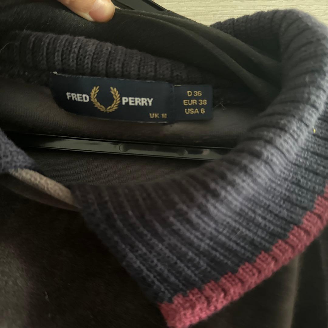 フレッドペリー　ベロア　トップス　襟付き