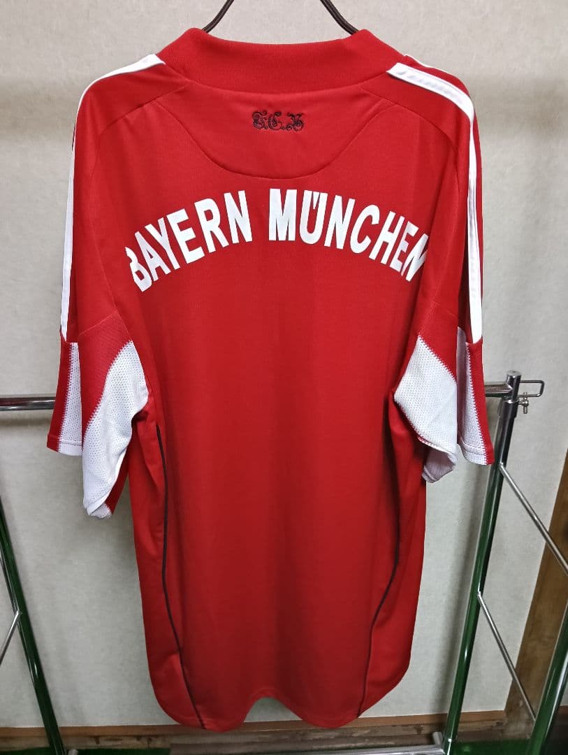 正規品！美品！ バイエルン・ミュンヘン　ユニフォーム 10-11 Oサイズ
