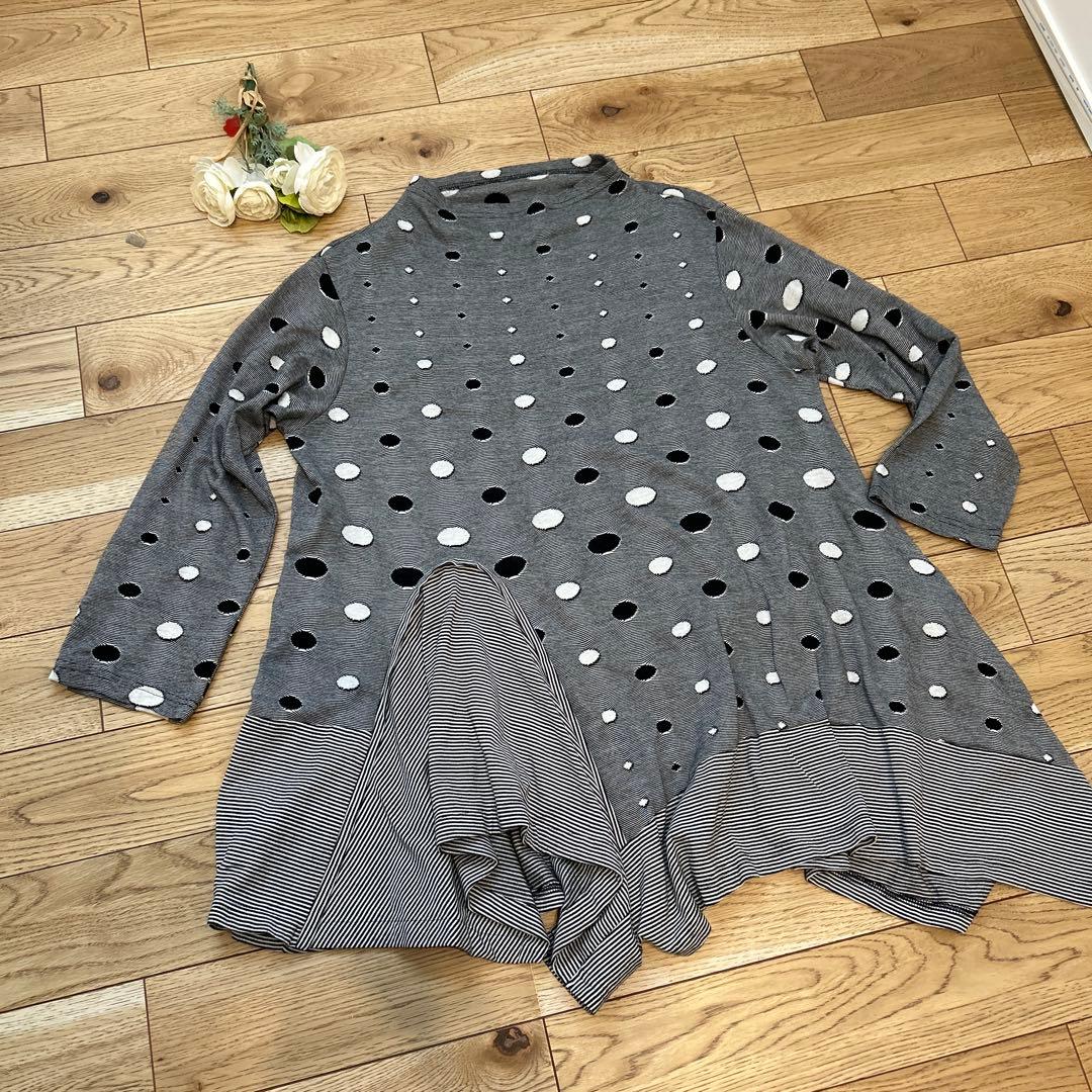 センソユニコ 慈雨カットソー美品