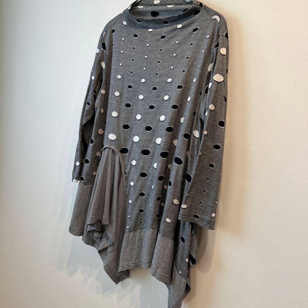 センソユニコ 慈雨カットソー美品