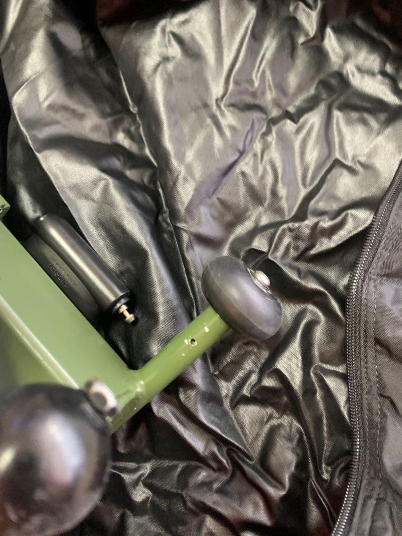 キャリーミーソリッドタイヤ室内保管2020 送料込み　最終価格です。