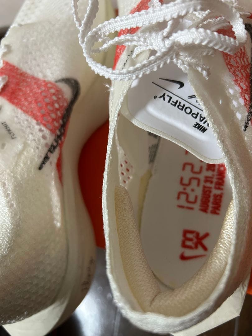 ほぼ新品ヴェイパーフライ3