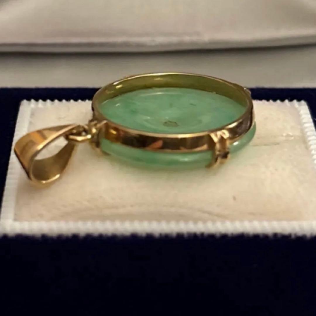 K18 翡翠ペンダント